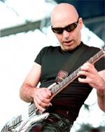 Joe Satriani hará conciertos en Madrid, Barcelona y Donostia con el disco Shockwave Supernova