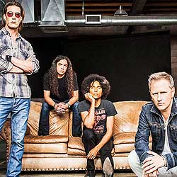 Alice In Chains estrenan el vídeo de Never Fade, adelanto del nuevo disco: Rainier Fog
