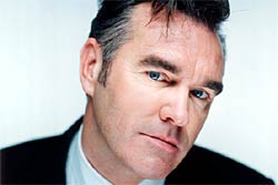 Morrissey, escucha Spent the day in bed, single del nuevo disco Low In High