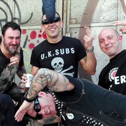 RadioCrimen lanzan doble single punk: Indeseables y Coleccionista de Cráneos